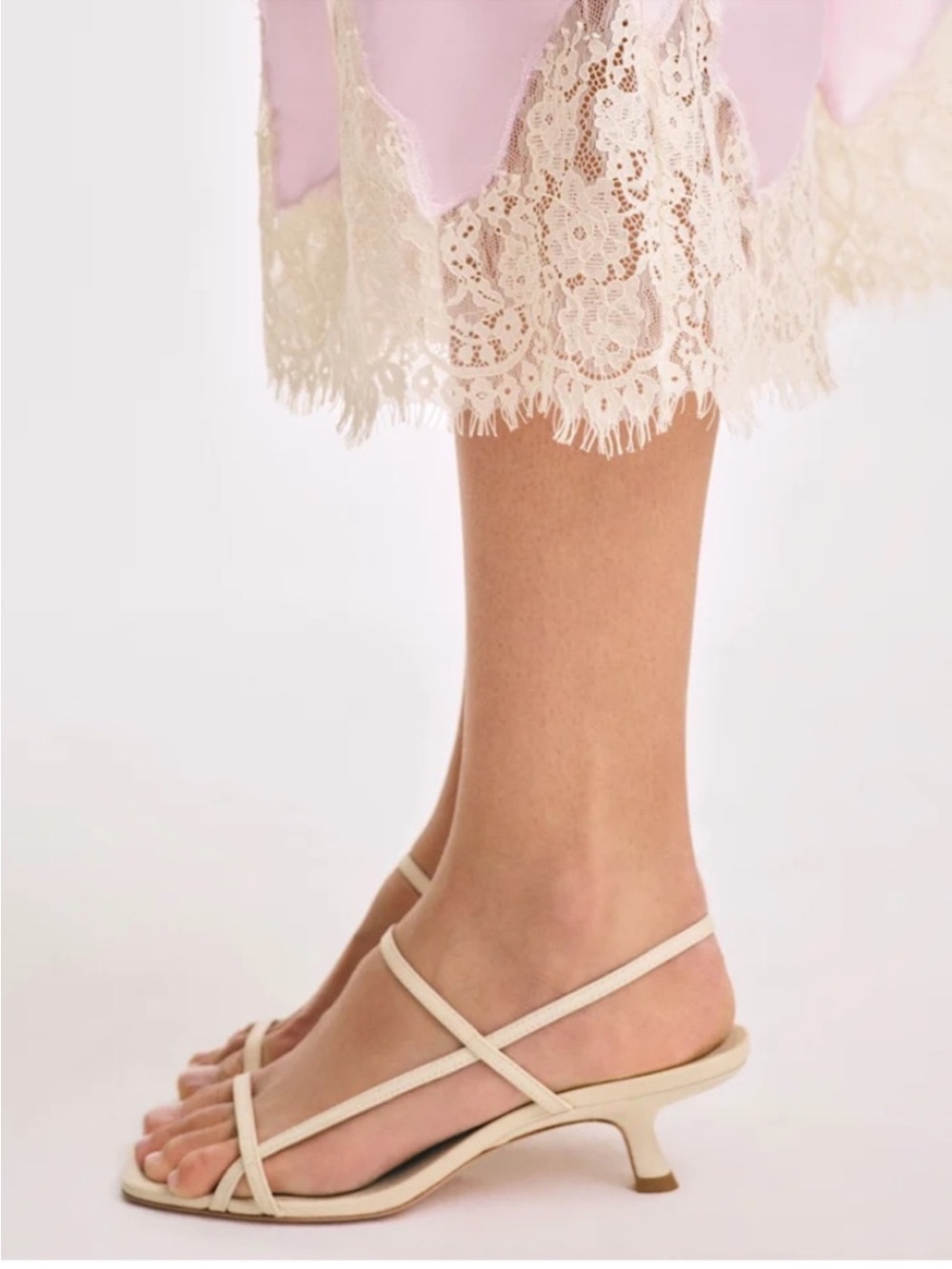 NWOT Reformation Serenity Bare Sandal - Almond Nude - Size 8.5